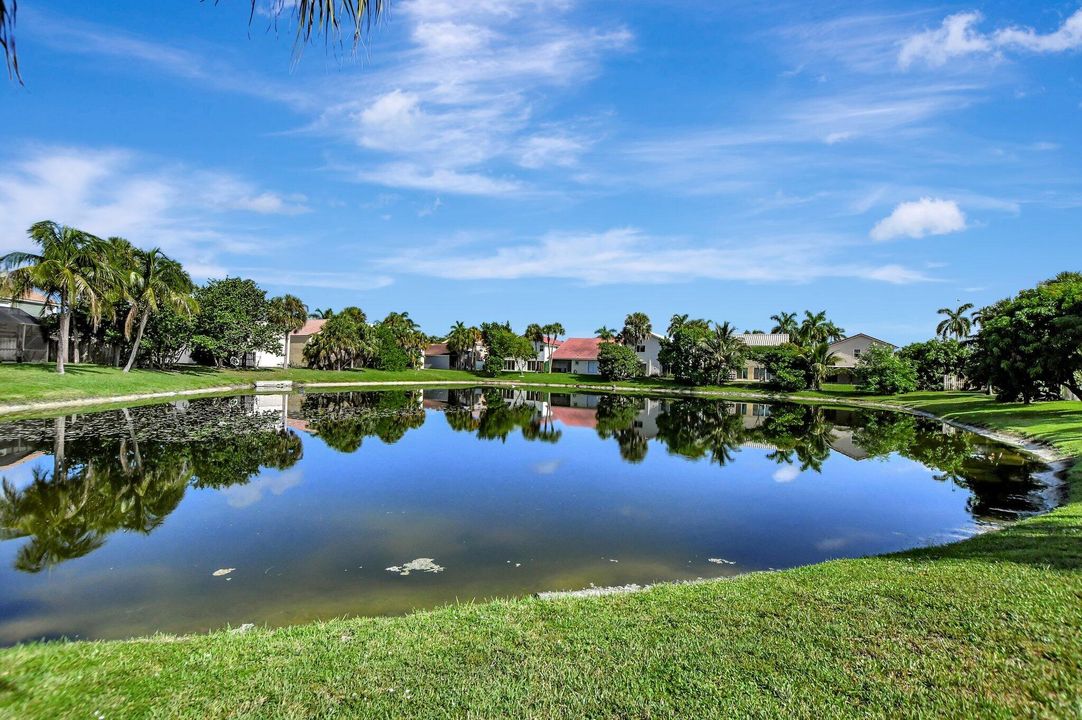 Active With Contract: $575,000 (3 beds, 2 baths, 2087 Square Feet)