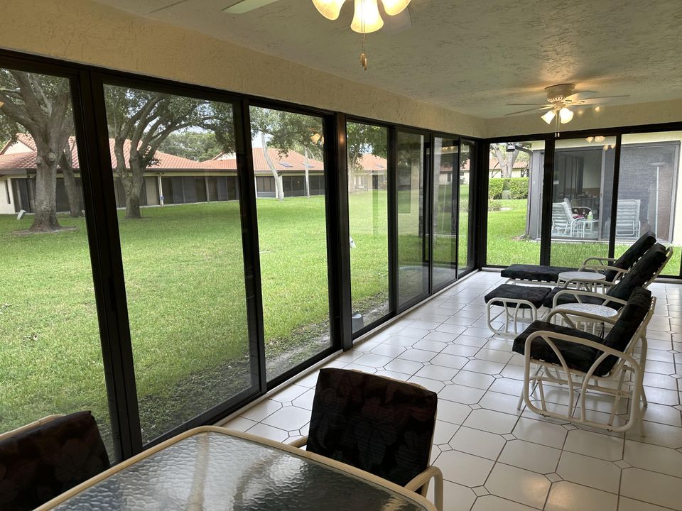 Active With Contract: $4,000 (3 beds, 2 baths, 1469 Square Feet)