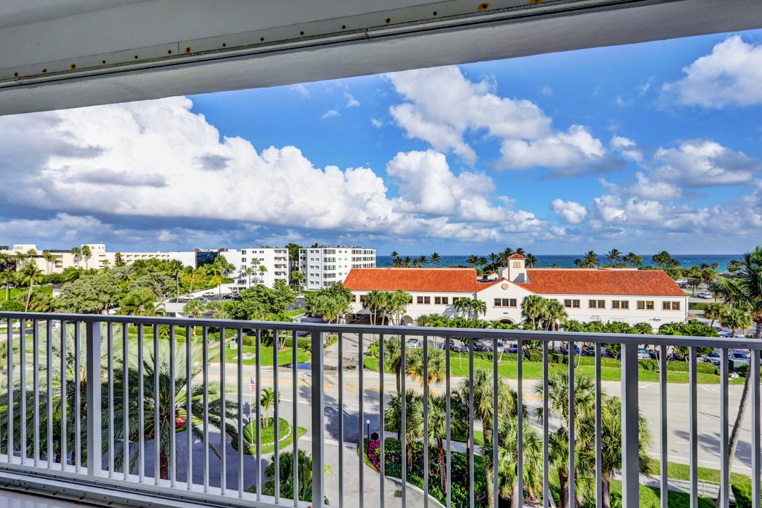 For Sale: $1,275,000 (3 beds, 2 baths, 1578 Square Feet)