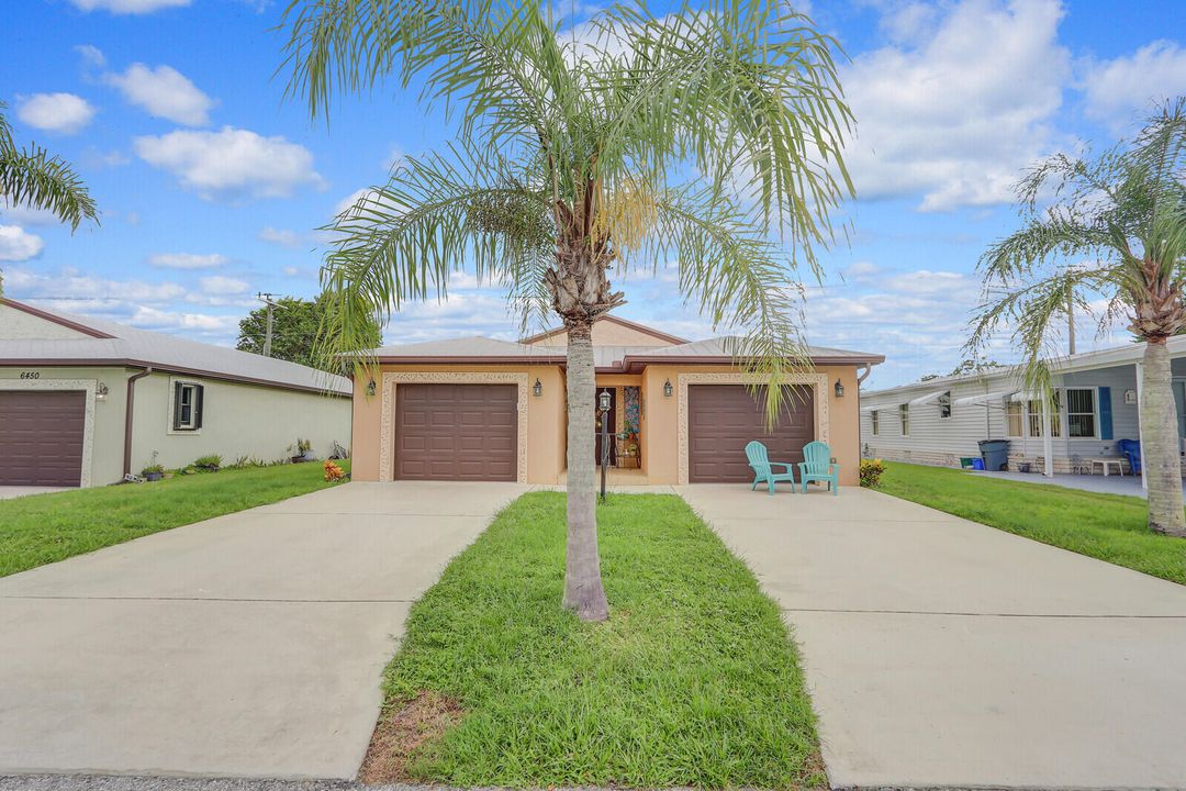 For Sale: $214,900 (2 beds, 2 baths, 1627 Square Feet)