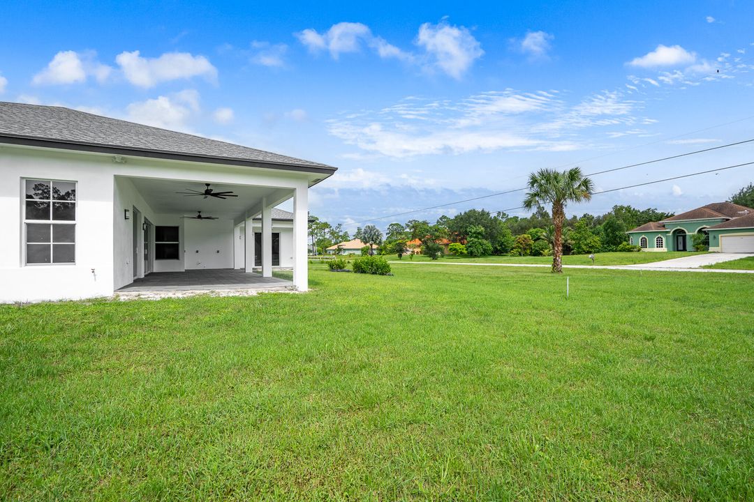 Active With Contract: $999,000 (5 beds, 4 baths, 3126 Square Feet)