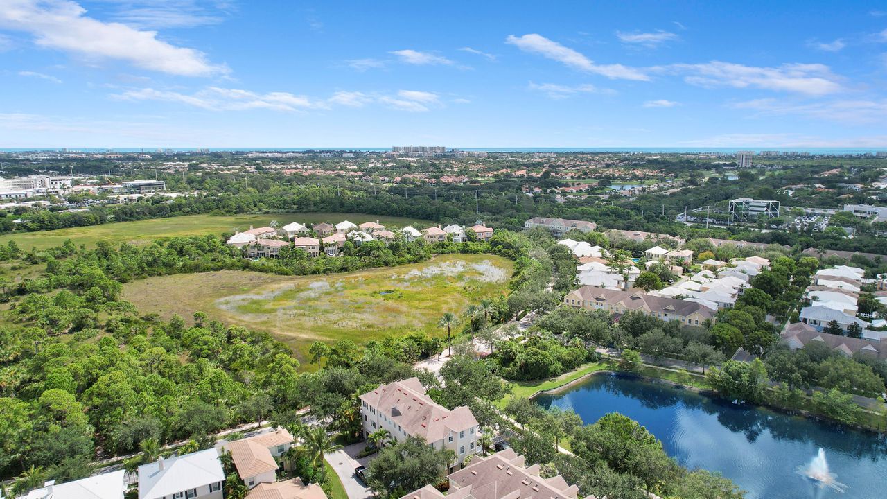 Active With Contract: $570,000 (3 beds, 2 baths, 2220 Square Feet)