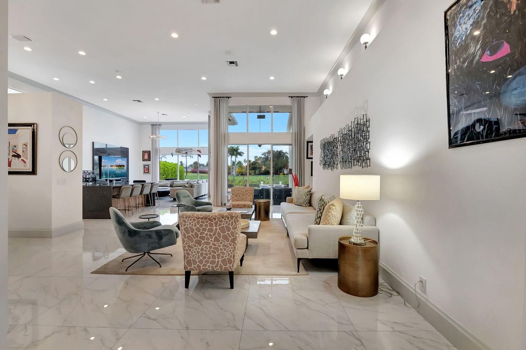 Active With Contract: $1,850,000 (3 beds, 3 baths, 2585 Square Feet)