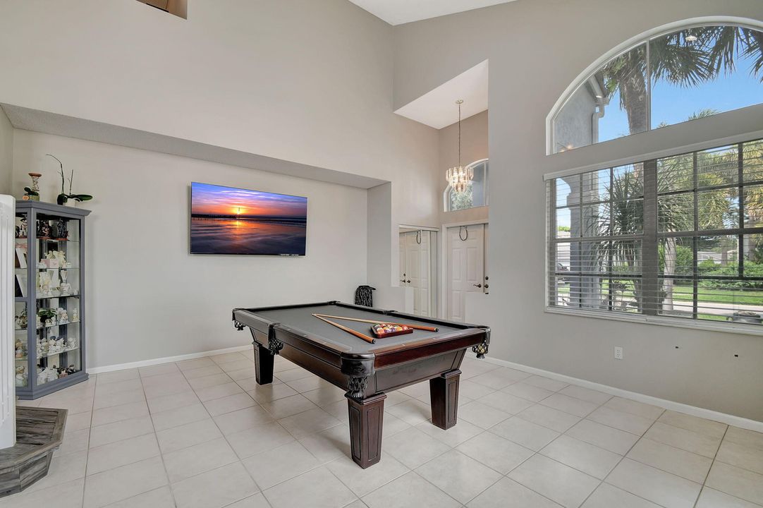 Active With Contract: $650,000 (4 beds, 3 baths, 2714 Square Feet)