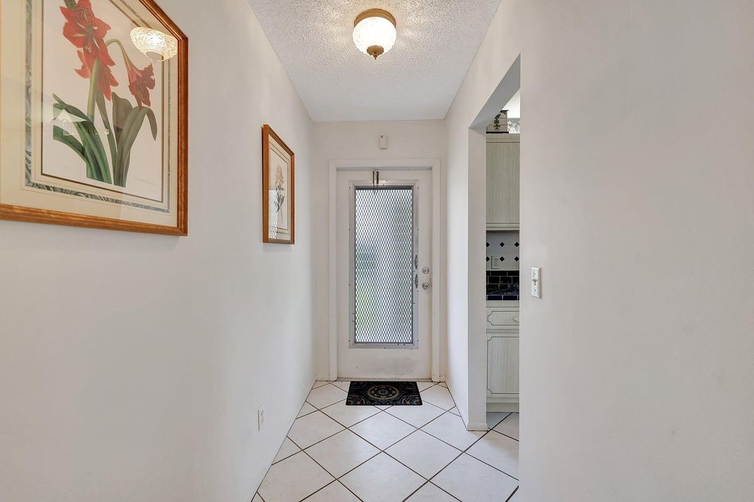 Active With Contract: $150,000 (2 beds, 2 baths, 1014 Square Feet)