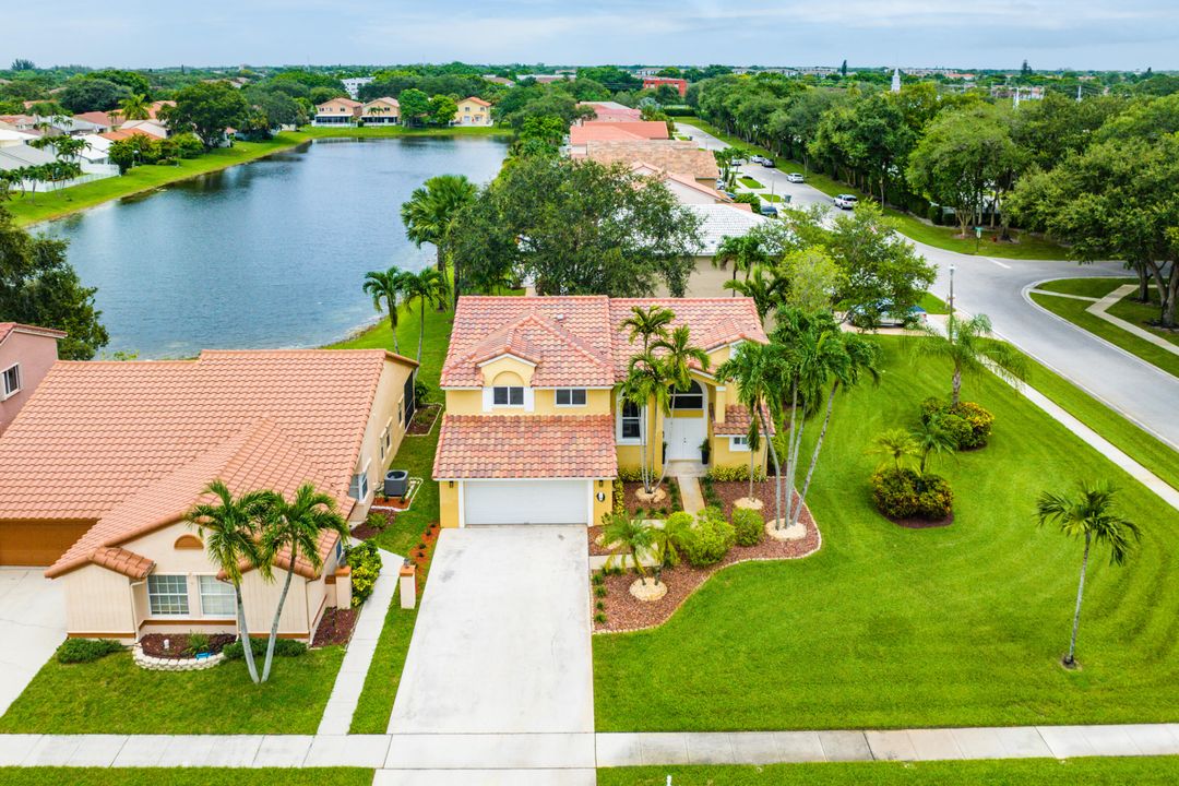 Active With Contract: $699,000 (4 beds, 2 baths, 2358 Square Feet)