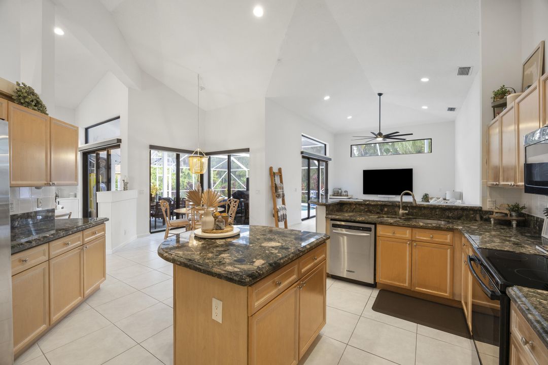 Active With Contract: $1,284,900 (4 beds, 3 baths, 2621 Square Feet)