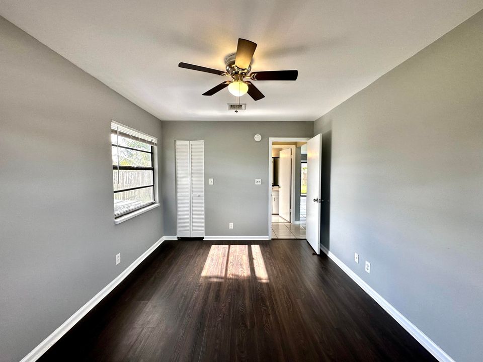 Active With Contract: $2,580 (3 beds, 2 baths, 1868 Square Feet)