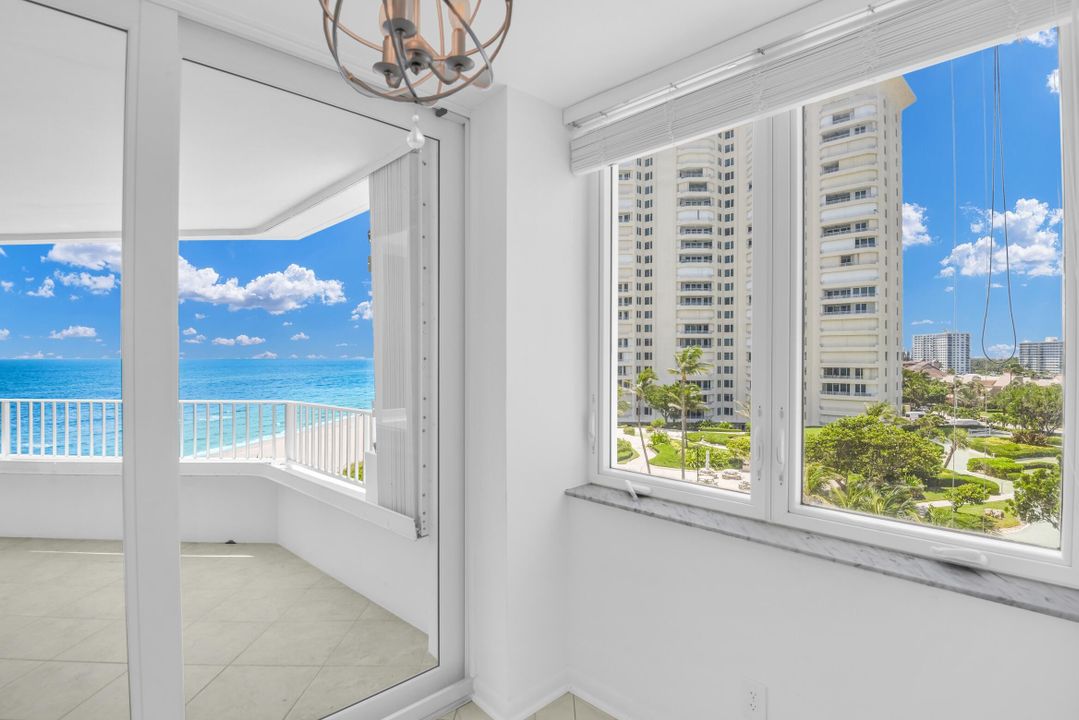 Active With Contract: $1,400,000 (2 beds, 2 baths, 1446 Square Feet)