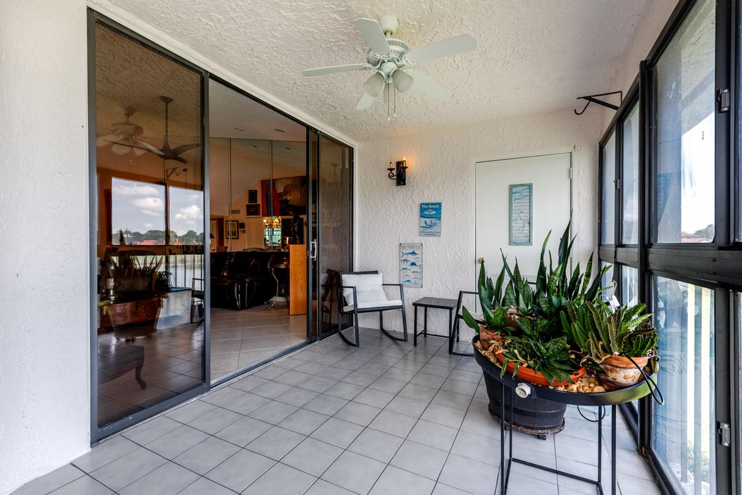 For Sale: $239,999 (2 beds, 2 baths, 1311 Square Feet)