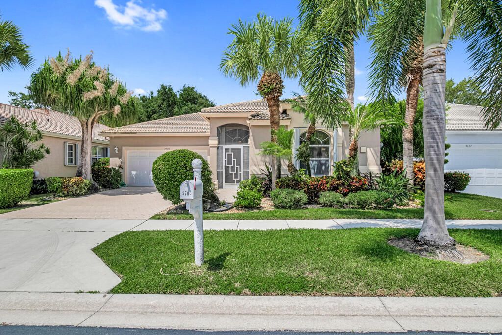 Active With Contract: $500,000 (3 beds, 2 baths, 2316 Square Feet)