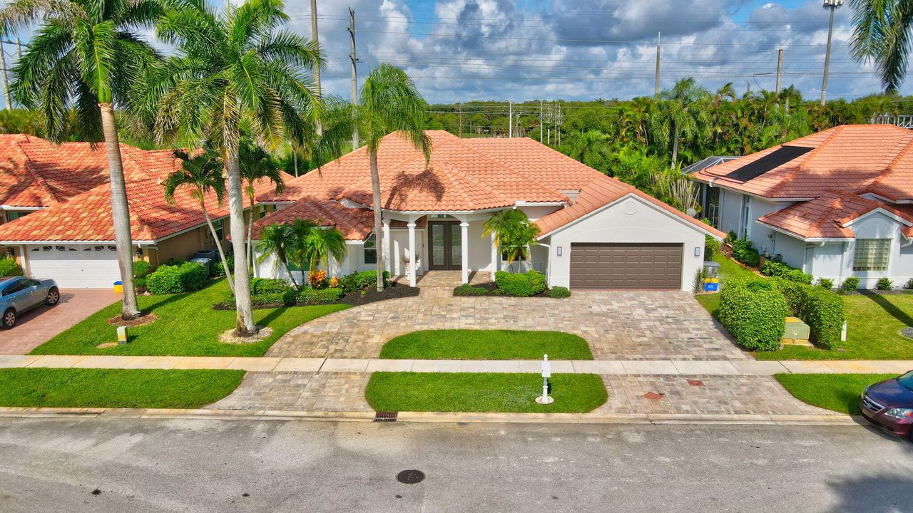 Active With Contract: $1,200,000 (4 beds, 3 baths, 2660 Square Feet)