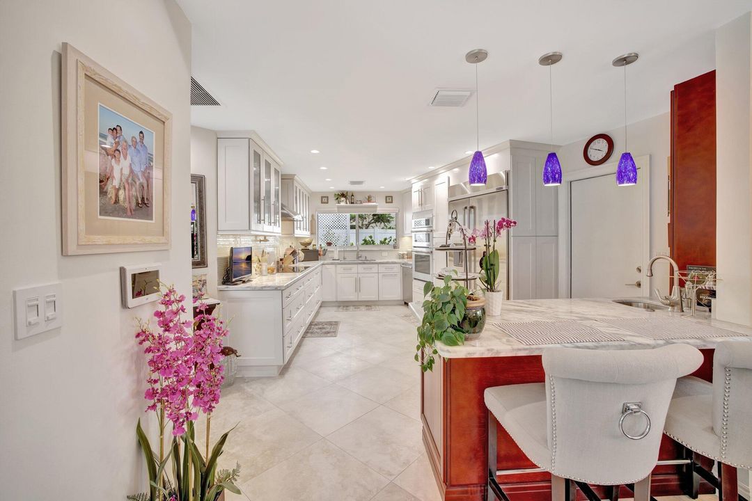 Active With Contract: $1,495,000 (3 beds, 2 baths, 1951 Square Feet)