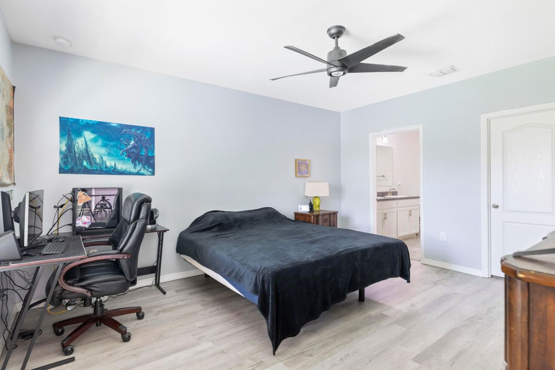 Active With Contract: $350,000 (4 beds, 2 baths, 1844 Square Feet)