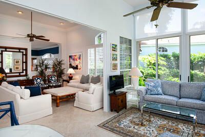 For Sale: $985,000 (3 beds, 2 baths, 1833 Square Feet)