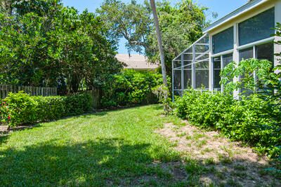 For Sale: $985,000 (3 beds, 2 baths, 1833 Square Feet)