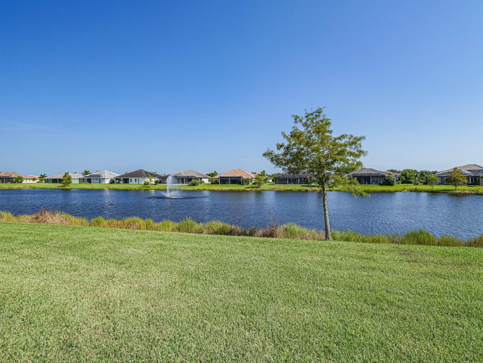 For Sale: $742,000 (3 beds, 2 baths, 2220 Square Feet)