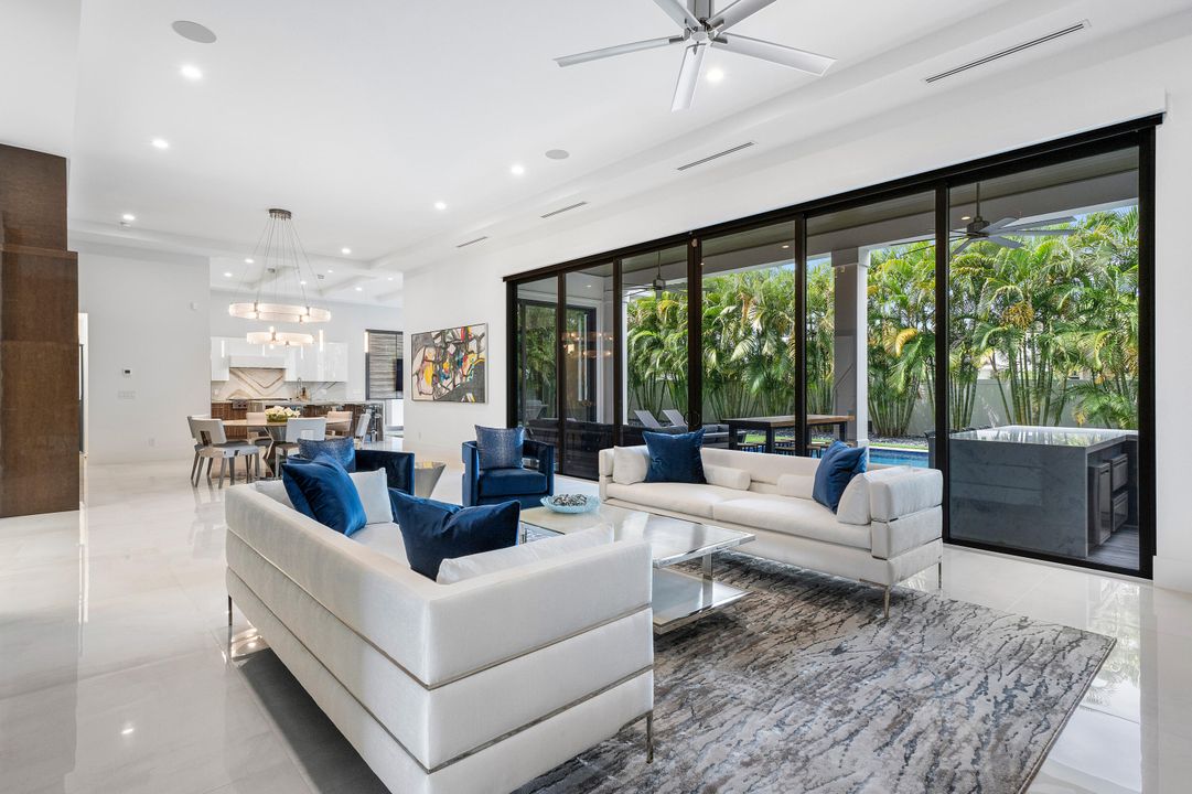 For Sale: $4,950,000 (5 beds, 5 baths, 4263 Square Feet)