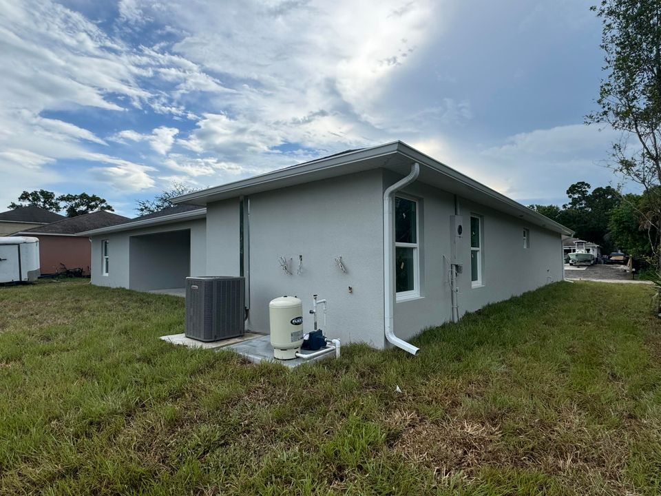 Active With Contract: $365,000 (3 beds, 2 baths, 1536 Square Feet)