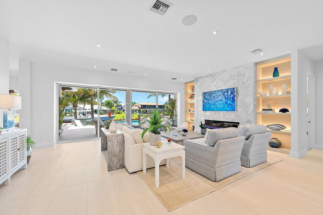 For Sale: $3,900,000 (5 beds, 3 baths, 3521 Square Feet)