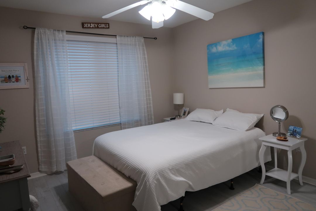 Active With Contract: $3,100 (3 beds, 2 baths, 1233 Square Feet)