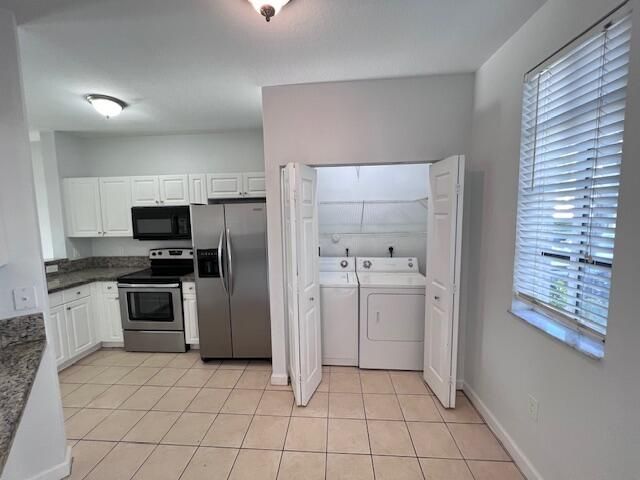 For Rent: $2,100 (2 beds, 2 baths, 1221 Square Feet)