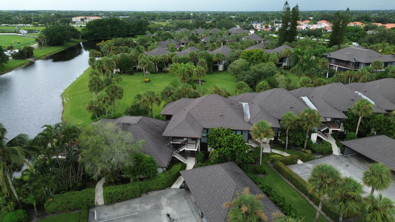 Active With Contract: $825,000 (3 beds, 3 baths, 1800 Square Feet)