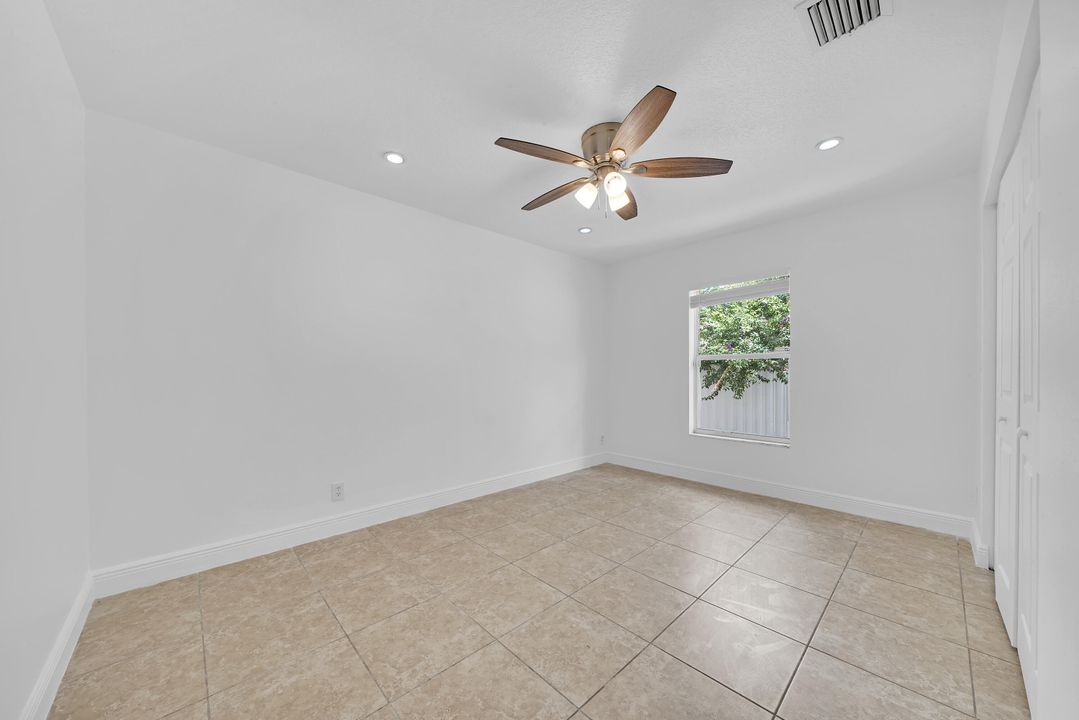 Active With Contract: $3,800 (4 beds, 3 baths, 1420 Square Feet)