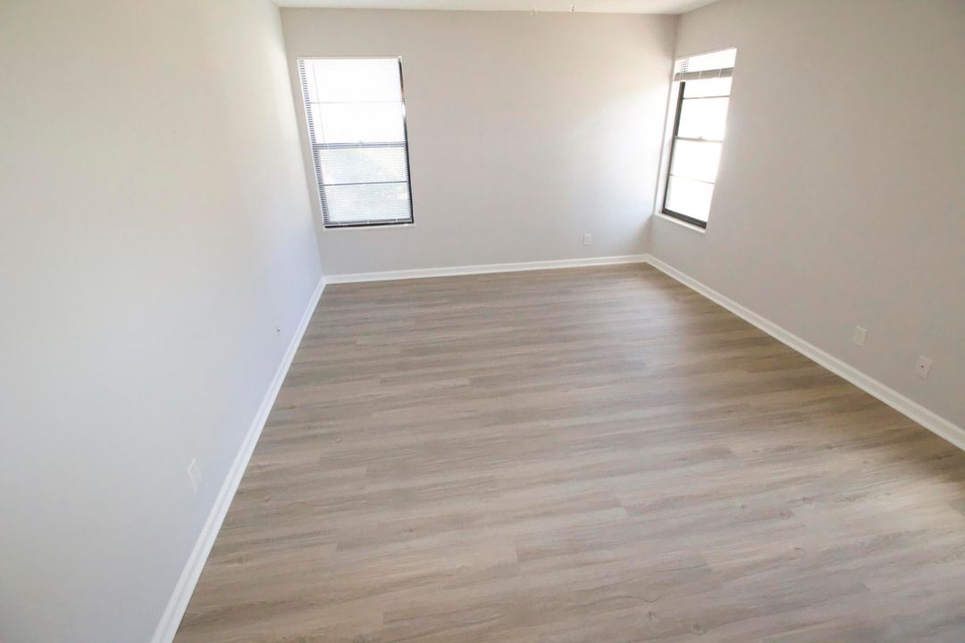 Active With Contract: $2,200 (2 beds, 2 baths, 1350 Square Feet)