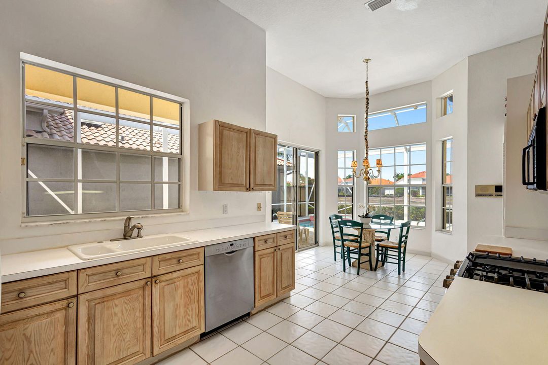 For Sale: $539,000 (3 beds, 2 baths, 2020 Square Feet)