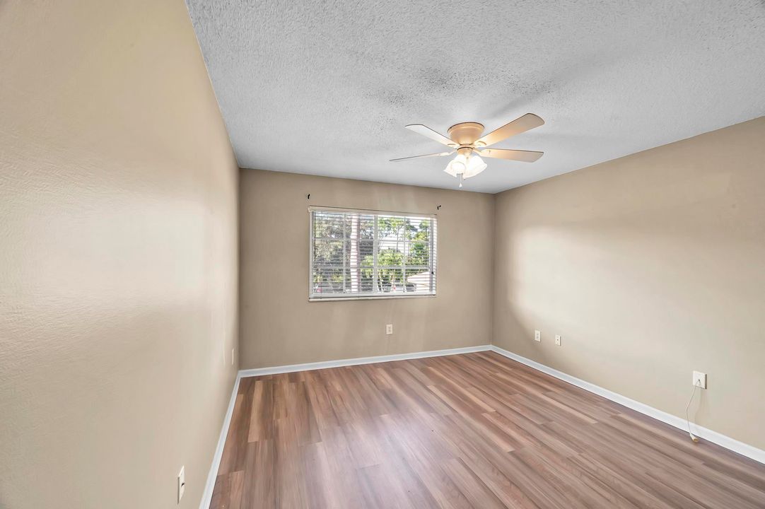 Active With Contract: $1,545 (1 beds, 1 baths, 791 Square Feet)