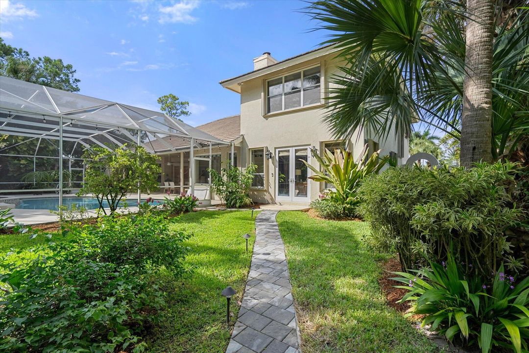 For Sale: $1,800,000 (4 beds, 4 baths, 4316 Square Feet)