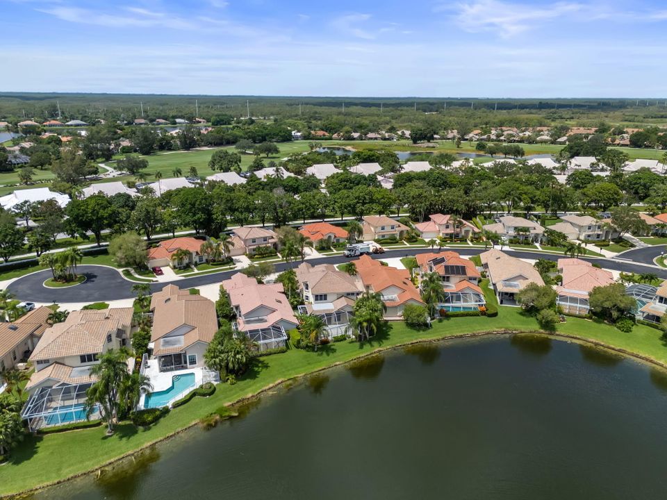 For Sale: $1,350,000 (3 beds, 3 baths, 2952 Square Feet)