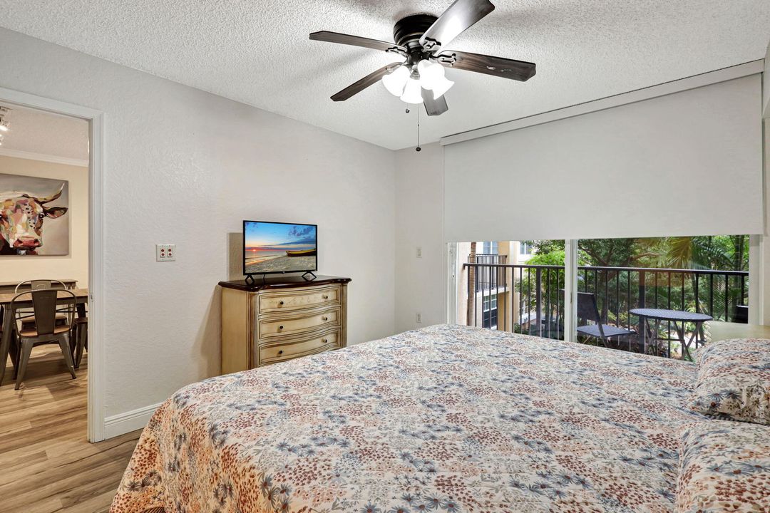 Active With Contract: $2,000 (1 beds, 1 baths, 662 Square Feet)