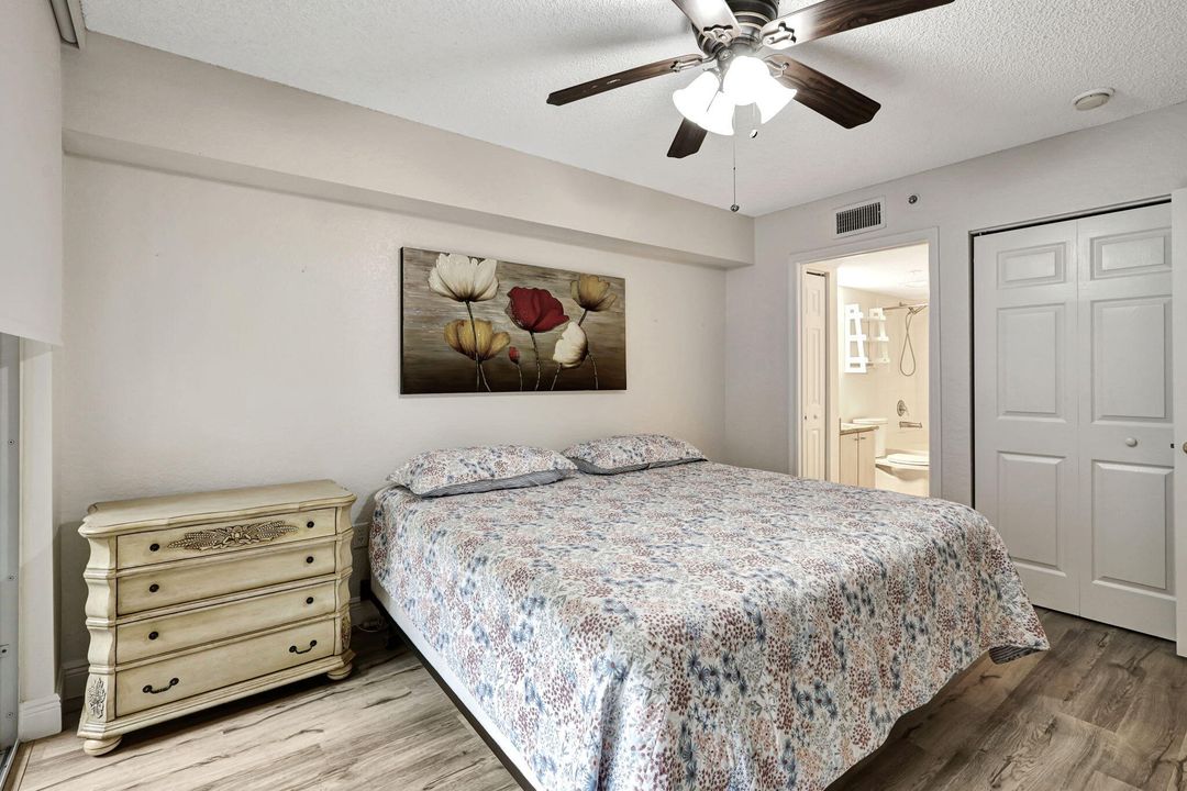 Active With Contract: $2,000 (1 beds, 1 baths, 662 Square Feet)