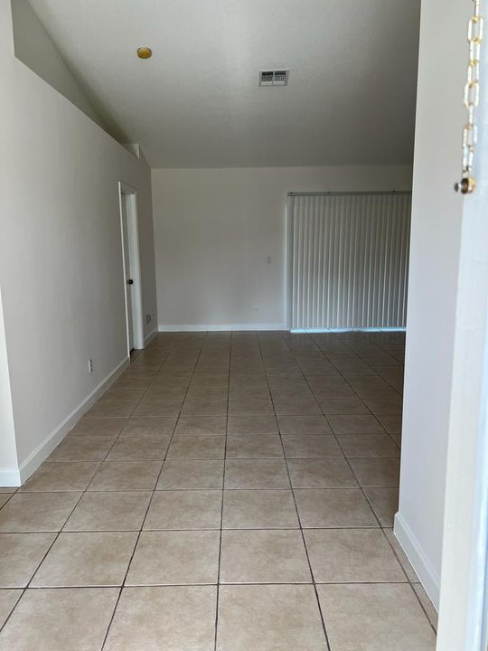 Active With Contract: $2,400 (3 beds, 2 baths, 1800 Square Feet)