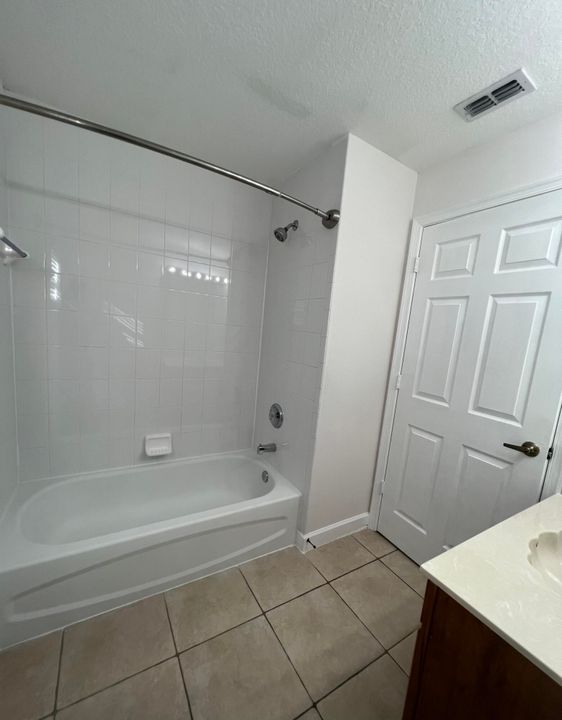 Active With Contract: $2,400 (3 beds, 2 baths, 1800 Square Feet)