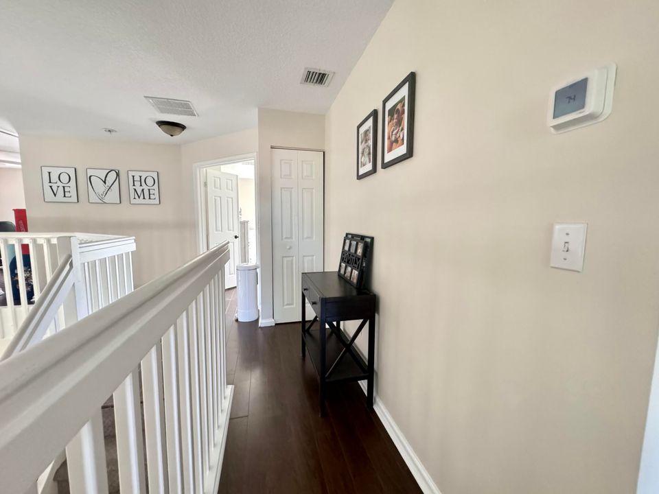 Active With Contract: $3,300 (3 beds, 2 baths, 2003 Square Feet)