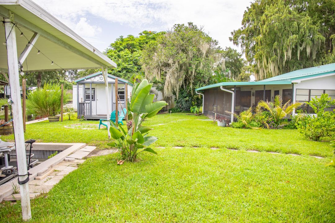 Active With Contract: $312,000 (3 beds, 2 baths, 1800 Square Feet)