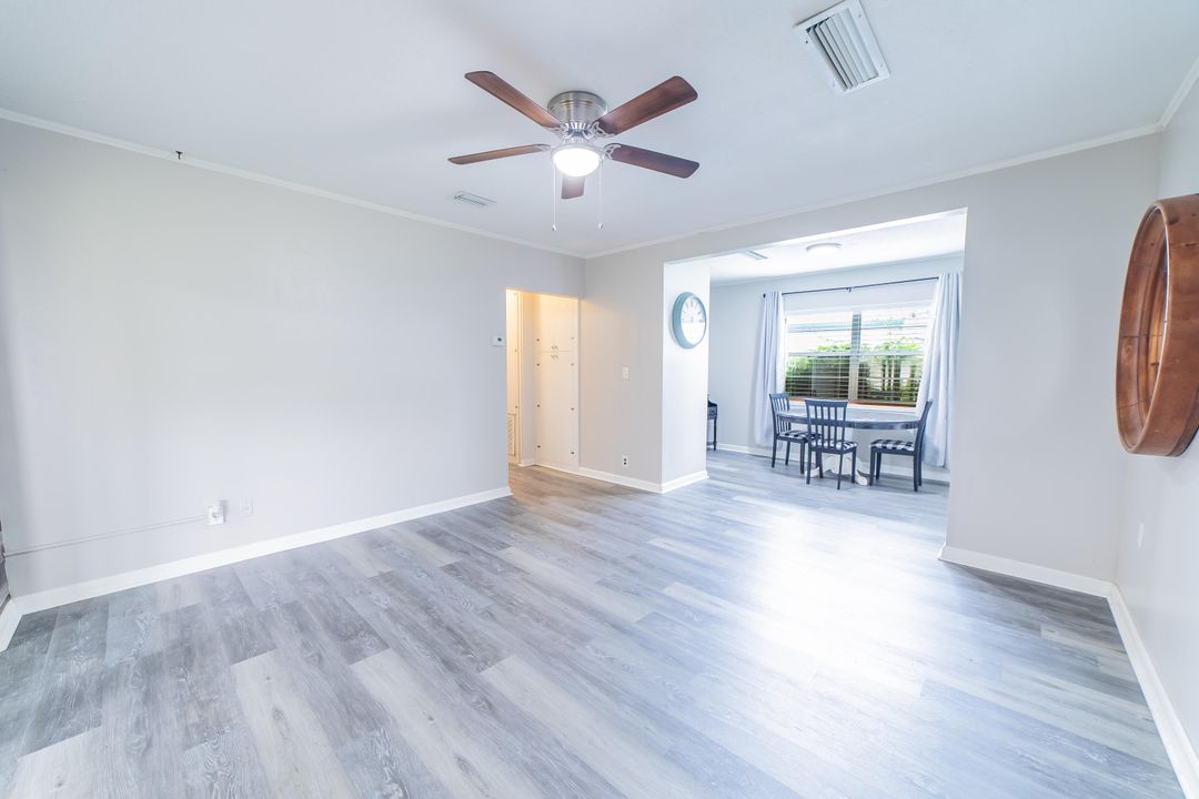 Active With Contract: $312,000 (3 beds, 2 baths, 1800 Square Feet)