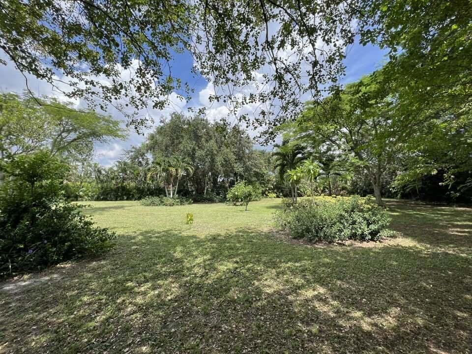 En Venta: $2,299,000 (5 camas, 2 baños, 2699 Pies cuadrados)