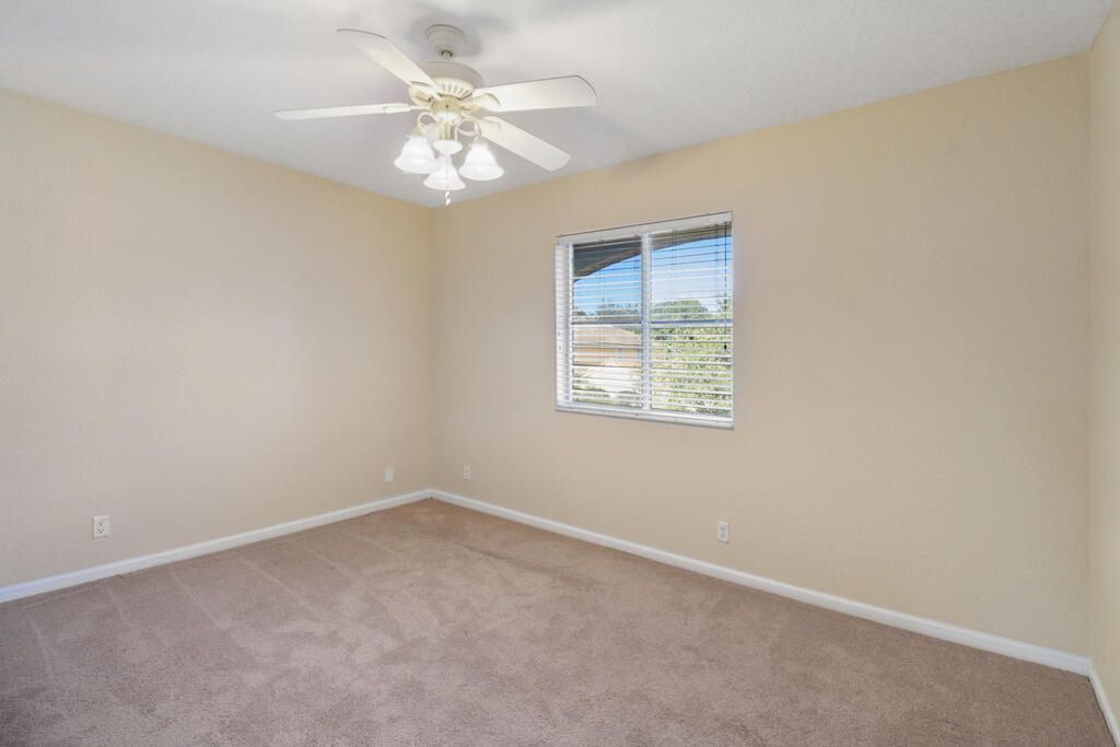 Active With Contract: $3,595 (4 beds, 2 baths, 2566 Square Feet)