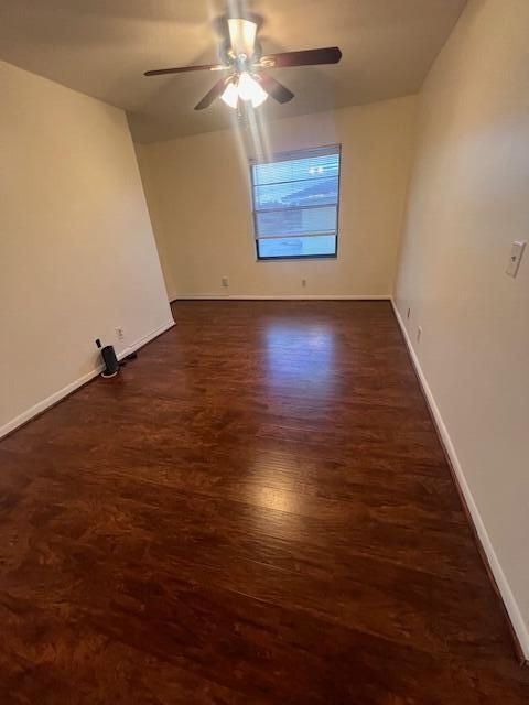 Active With Contract: $2,350 (2 beds, 2 baths, 1400 Square Feet)