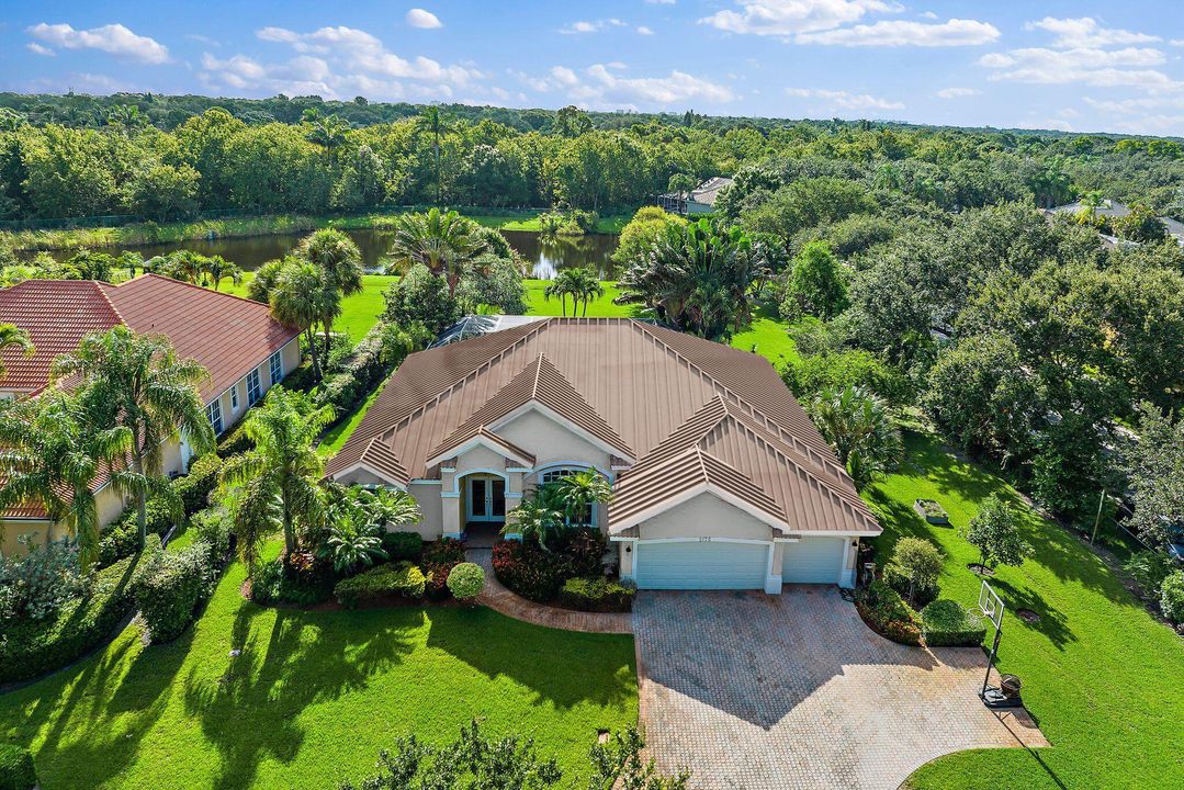 Active With Contract: $1,650,000 (4 beds, 3 baths, 2954 Square Feet)