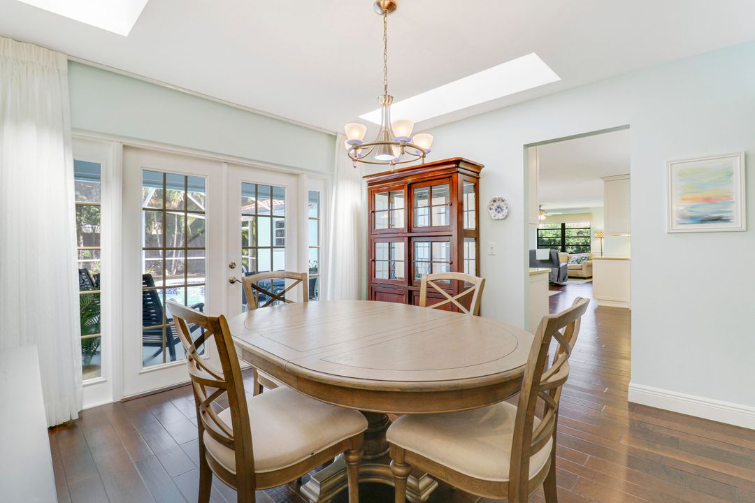 Active With Contract: $889,900 (3 beds, 2 baths, 2048 Square Feet)