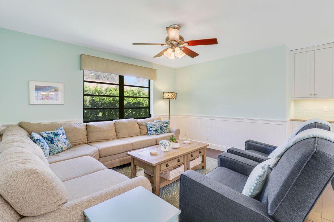 Active With Contract: $889,900 (3 beds, 2 baths, 2048 Square Feet)