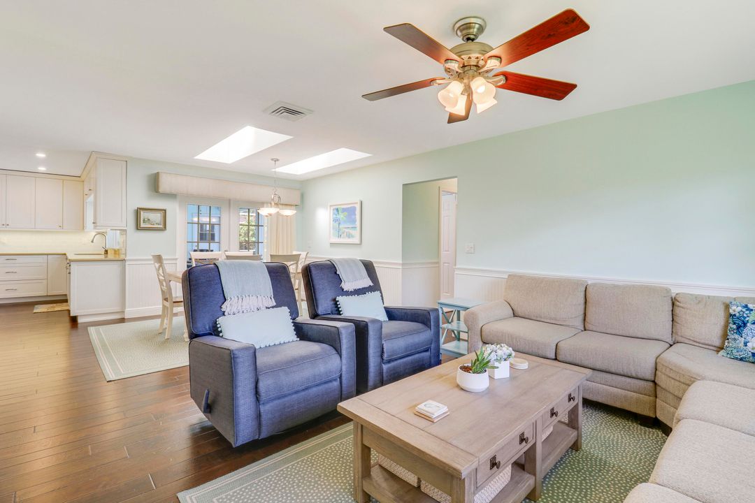 Active With Contract: $889,900 (3 beds, 2 baths, 2048 Square Feet)