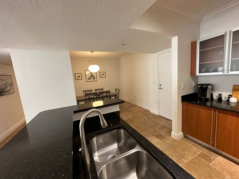 Active With Contract: $5,000 (3 beds, 3 baths, 1550 Square Feet)