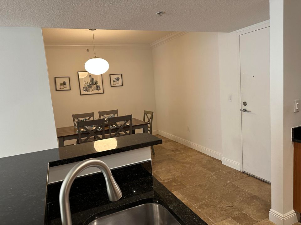 Active With Contract: $5,000 (3 beds, 3 baths, 1550 Square Feet)