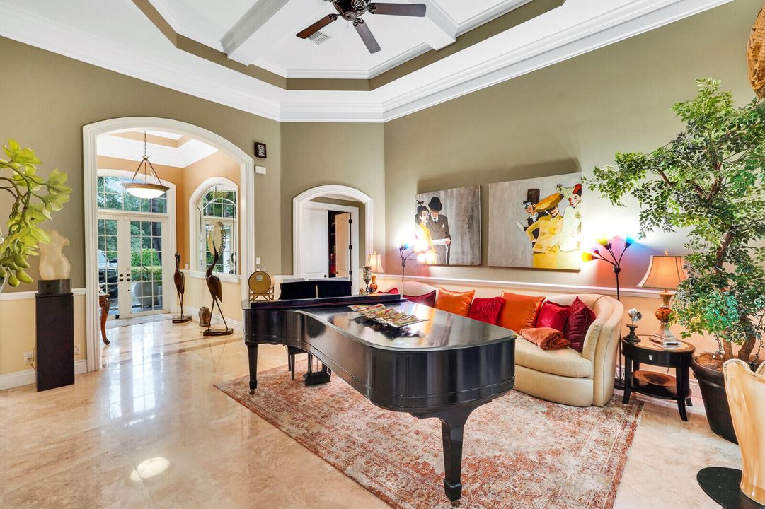 Active With Contract: $1,050,000 (4 beds, 4 baths, 3536 Square Feet)